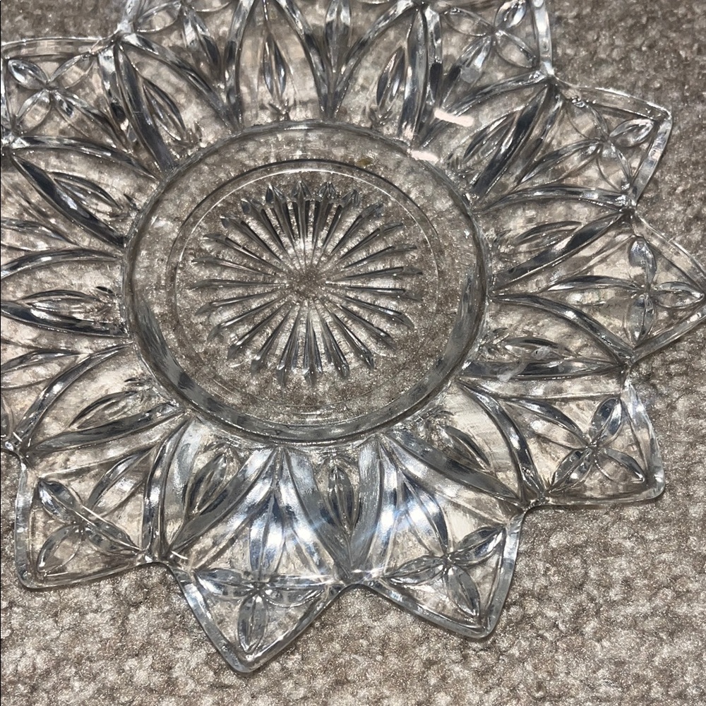 Vintage Federal Glass Petal Clear Bread and Butter Dish 6.5 inches - Picture 3 of 5
